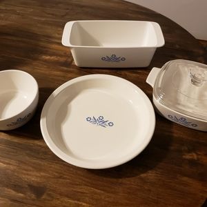 EUC Corning Ware Cornflower Blue Starter Set